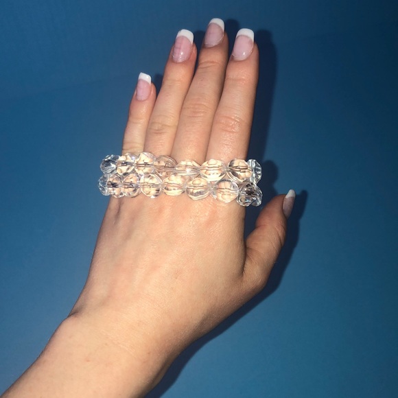 🌸Set of 2 Clear Bead Stretch Bracelets - Picture 4 of 4